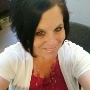 Meet your Posher, Stacy