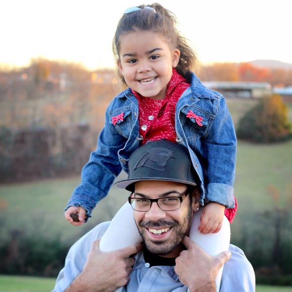 Meet your Posher, Jennifer - Picture 3 of 4