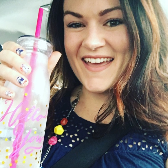 Meet your Posher, Teri - Picture 2 of 2