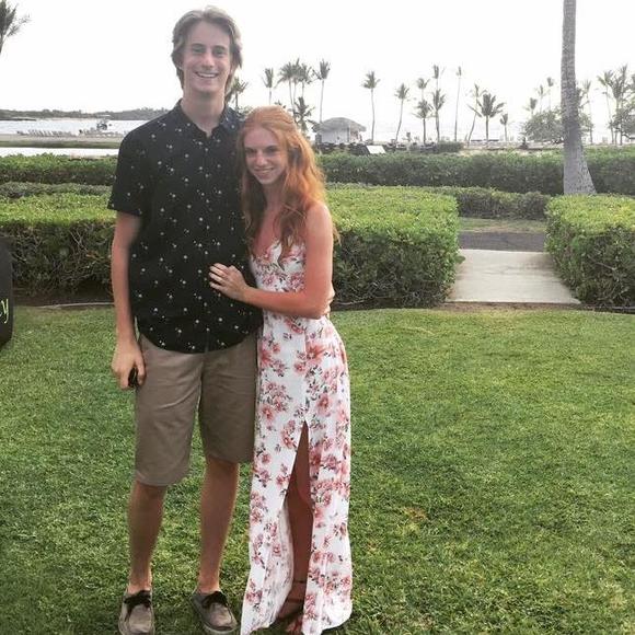 Meet your Posher, Cierra