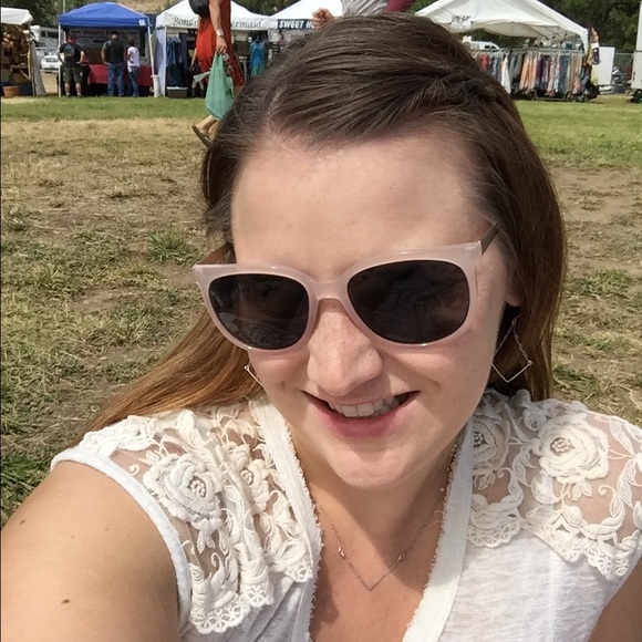 Meet your Posher, Brianna