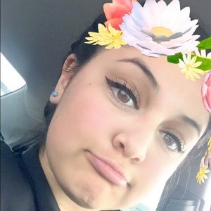 Meet your Posher, Vanessa