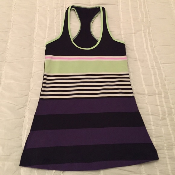 🚫SOLD🚫 Seawheeze cool Racerback tank size 2 - Picture 3 of 4