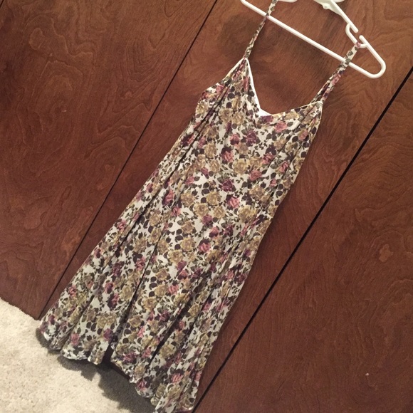 Floral aritzia dress