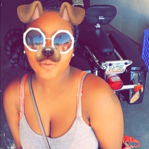 Meet your Posher, Bernice