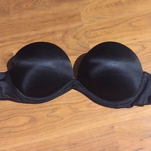 34d black Victoria secret strapless bra