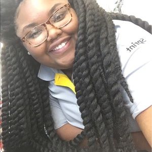 Meet your Posher, Alyssa
