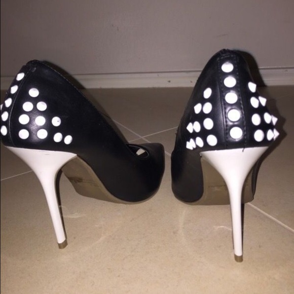 Charlotte Russe Black & White Heels - Picture 2 of 4