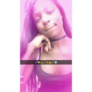 Meet your Posher, Ayonna