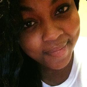 Meet your Posher, Rayna