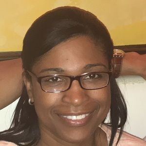 Meet your Posher, Marie