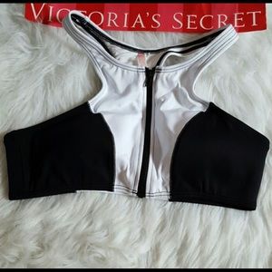 New! Victoria Secret halter style swimsuit top!!
