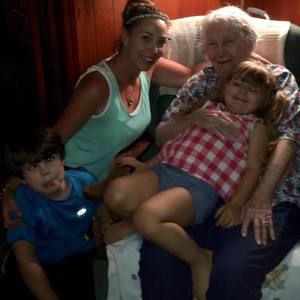 Meet your Posher, Cecilia