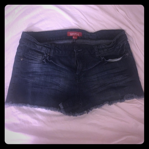 Daisy duke cut off shorts