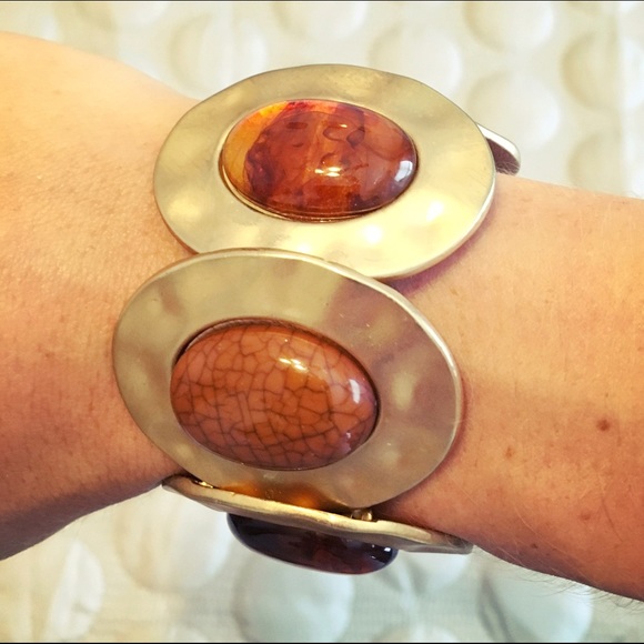 Gold bracelet