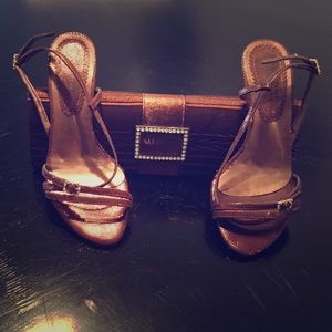 Sandals/ clutch