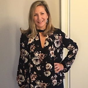 Meet your Posher, Laurie