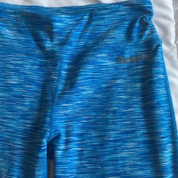 Bench workout leggings