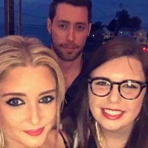 Meet your Posher, Alexis