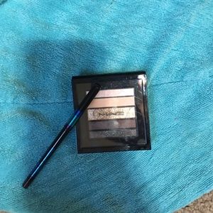 Mac brown shadow set and brown eye liner