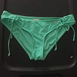 Swim suit bottoms by body glove NWOT. Never worn.