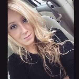 Meet your Posher, Julianna