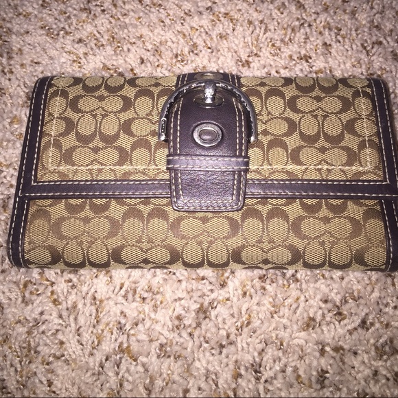 Coach logo trifold checkbook wallet