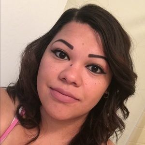 Meet your Posher, Deanna