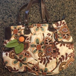 Relic shoulder bag