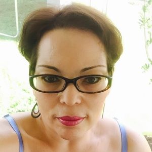 Meet your Posher, Melanie