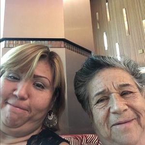 Meet your Posher, Lourdes