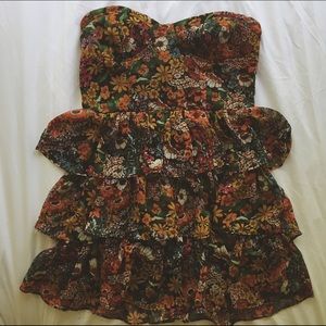 Floral Sweetheart Ruffle Dress