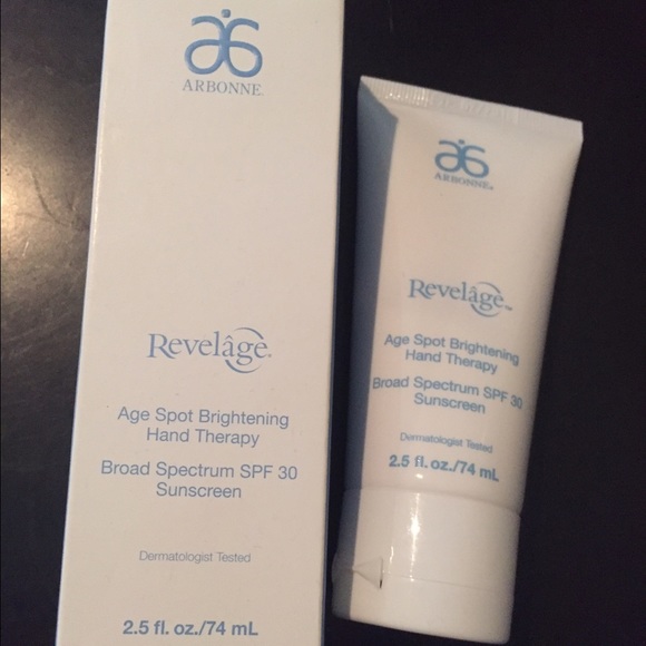 Arbonne Revelage hand cream SPF 20