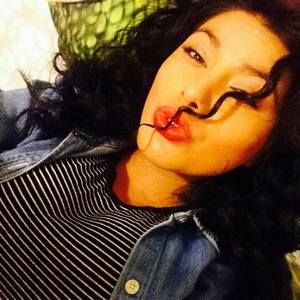 Meet your Posher, Jaclyn