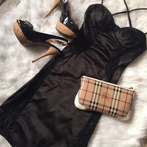 🚫SOLD🚫Bodycon Midi Black Dress