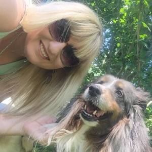 Meet your Posher, Ashley