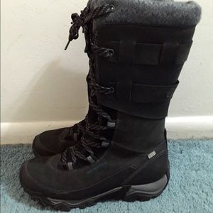 Black Merrell Winter Boots