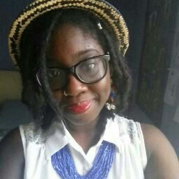 Hello Poshers! I AM ALVARINE! - Picture 2 of 3