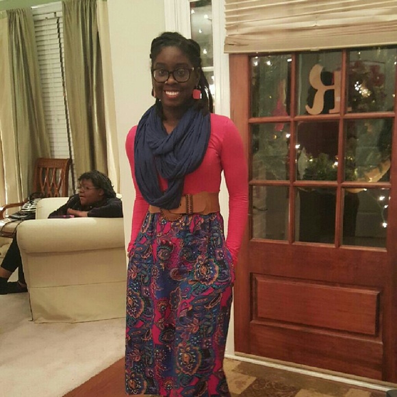 Hello Poshers! I AM ALVARINE! - Picture 3 of 3