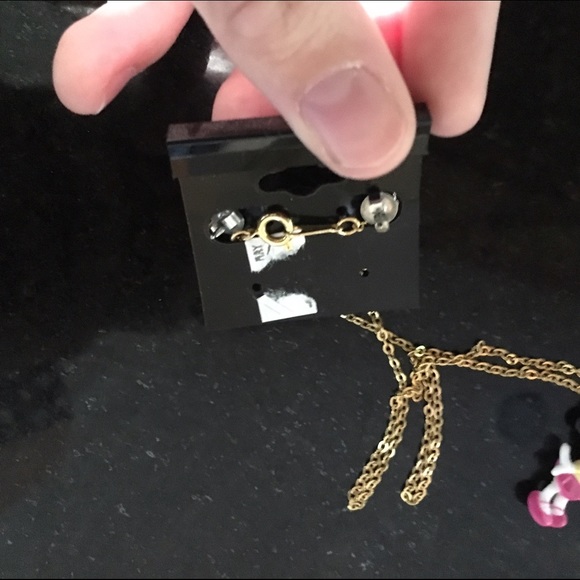 🎀👯Mini Mouse earring and necklace set - Picture 2 of 2