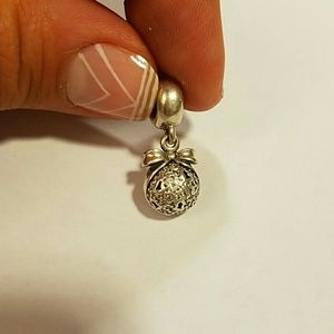 Pandora RETIRED charm