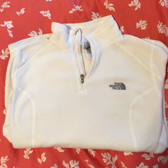 Fleece Northface Pullover sweatshirt. Size small