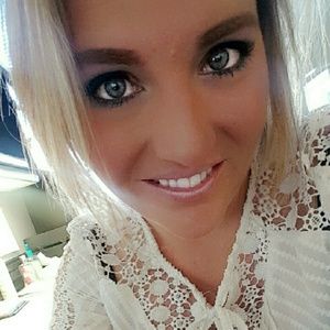 Meet your Posher, Kristin