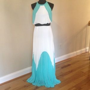 Gorgeous White & Mint Maxi Dress