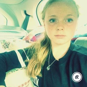 Meet your Posher, Madelyne