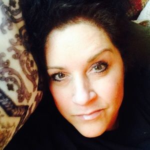 Meet your Posher, Charisse