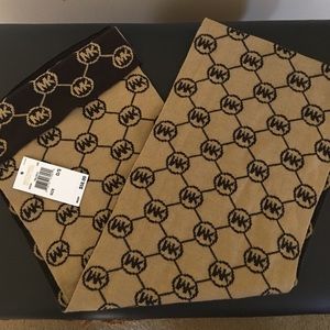 Reversible Michael Kors Scarf
