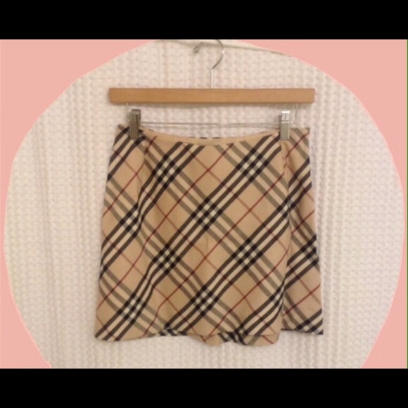 Burberry skirt
