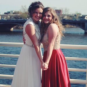 Meet your Posher, Sara