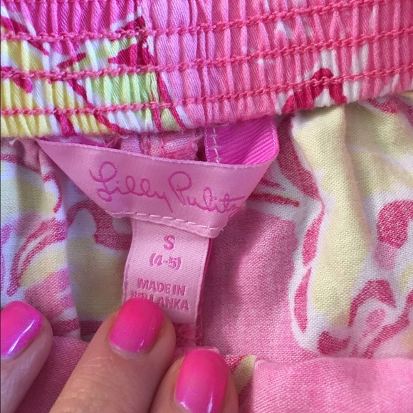 💗SOLD💗 Lilly Pulitzer Day Lilly Girls Callahans - Picture 3 of 3